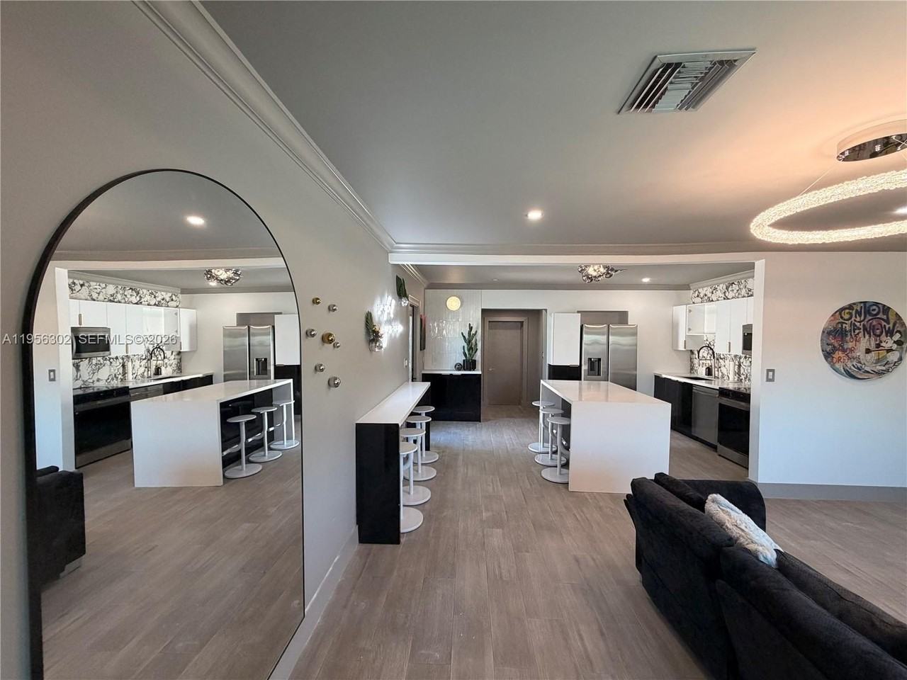 1532 N Andrews Ave - Photo 6 of 34