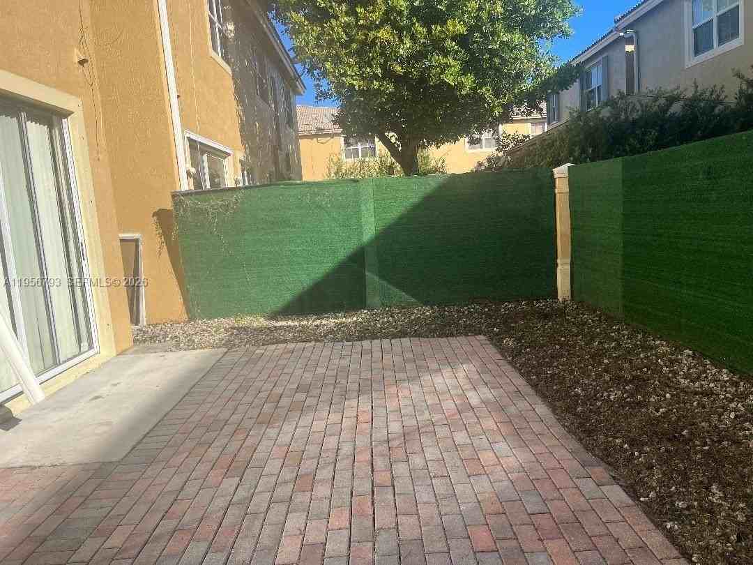 11723 Sw 137th Path #11723 - Photo 3 of 29