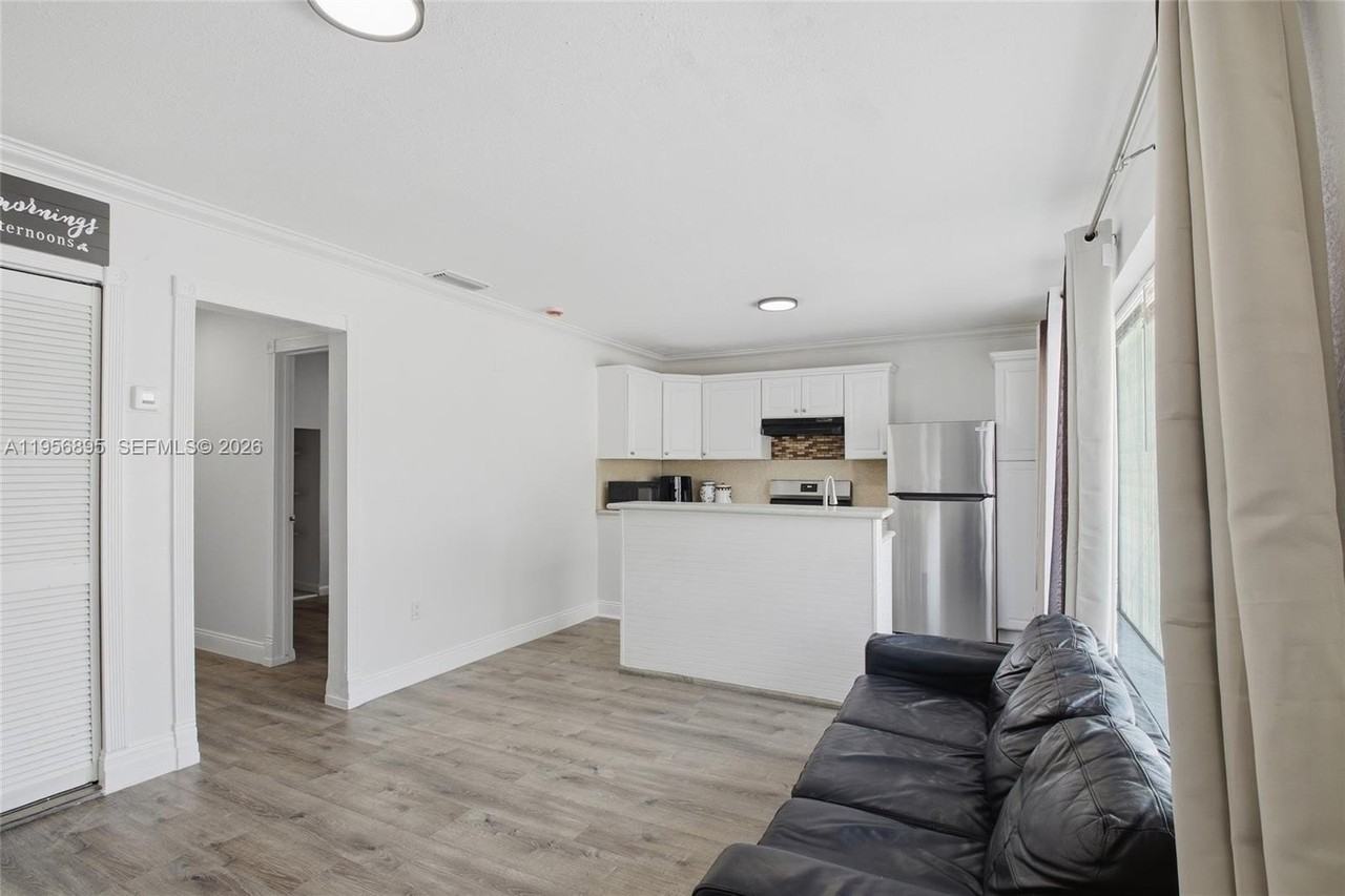 3380 Nw 14th St #0 - Photo 2 of 19