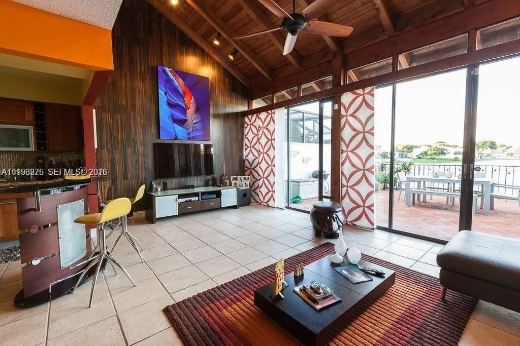 13163 Sw 15th Ln #13163 - Photo 3 of 15