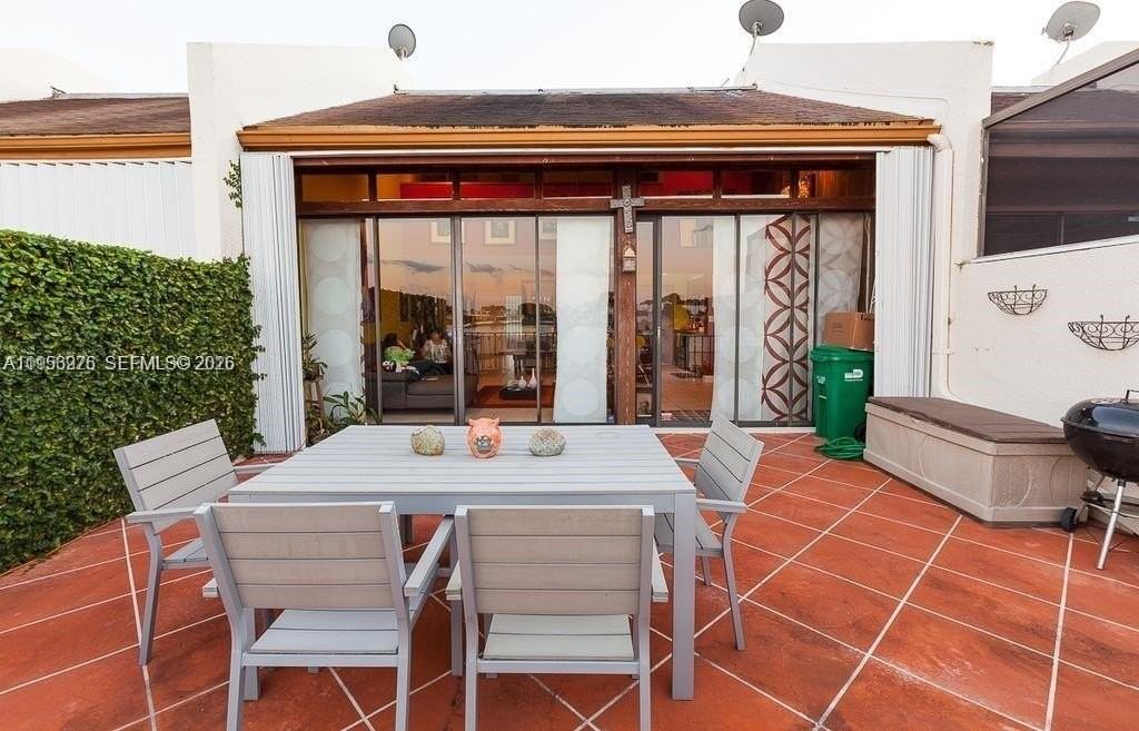 13163 Sw 15th Ln #13163 - Photo 4 of 15