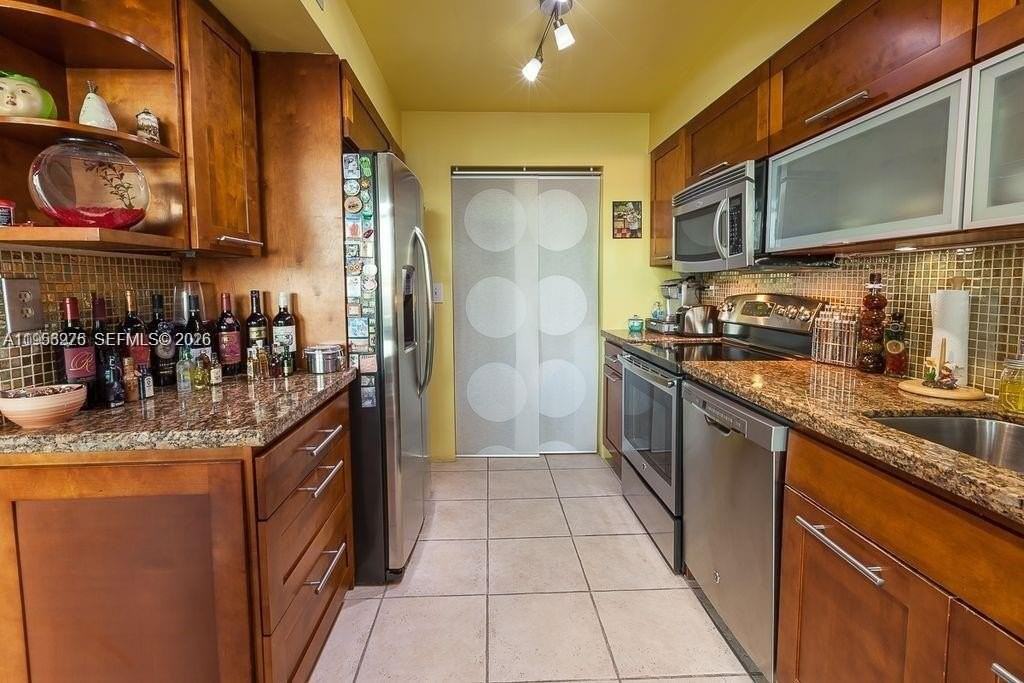 13163 Sw 15th Ln #13163 - Photo 6 of 15