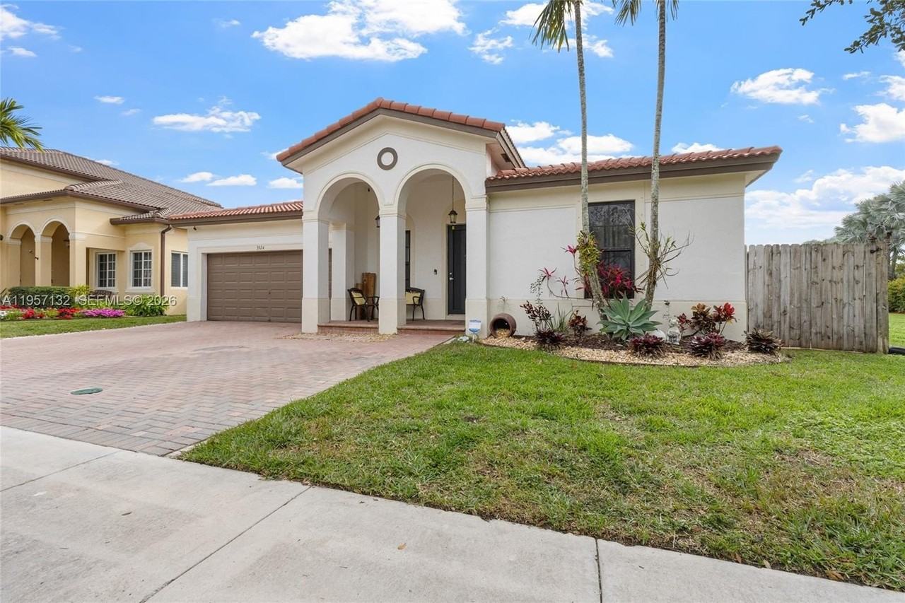 3924 Ne 15th St #0 - Photo 3 of 50