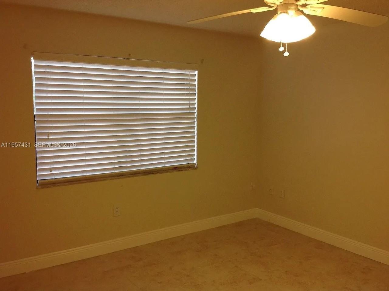 10734 Sw 117th Pl - Photo 5 of 10