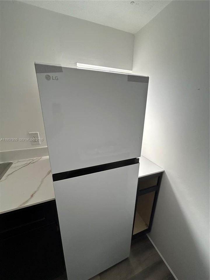 11942 N Branch Rd #C - Photo 4 of 13