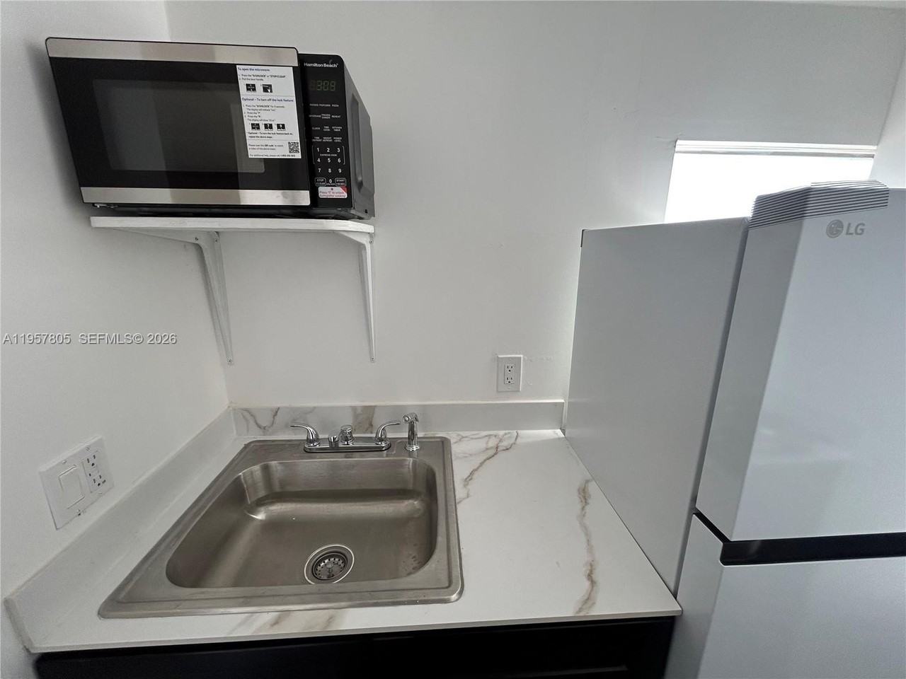 11942 N Branch Rd #C - Photo 5 of 13