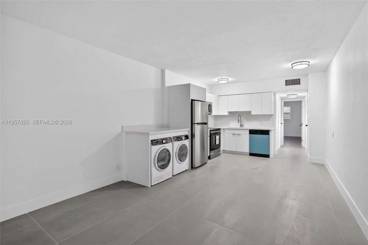 1740 Funston St #5 - Photo 2 of 21