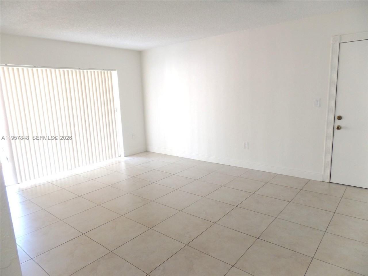 7225 Miami Lakes Dr #C26 - Photo 6 of 25