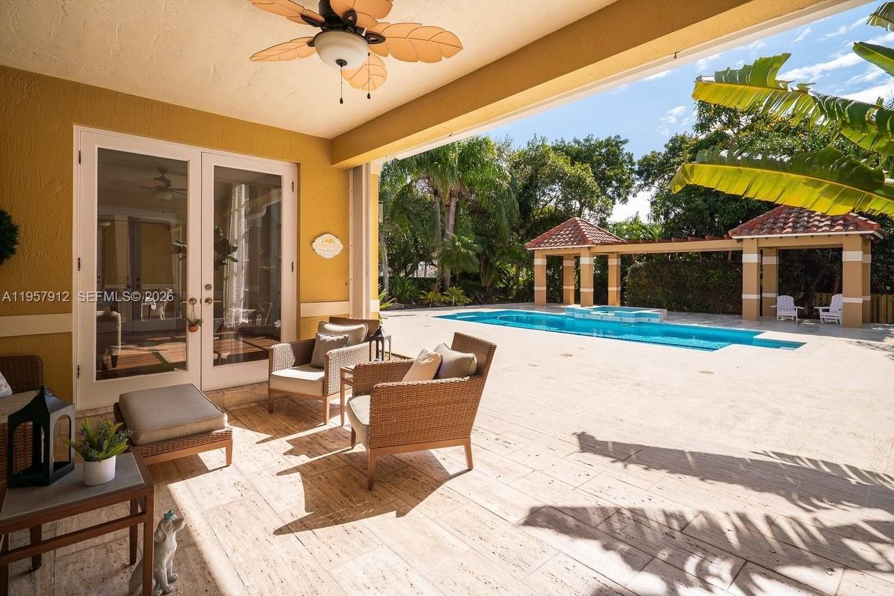 5770 Sw 128th St - Photo 5 of 37