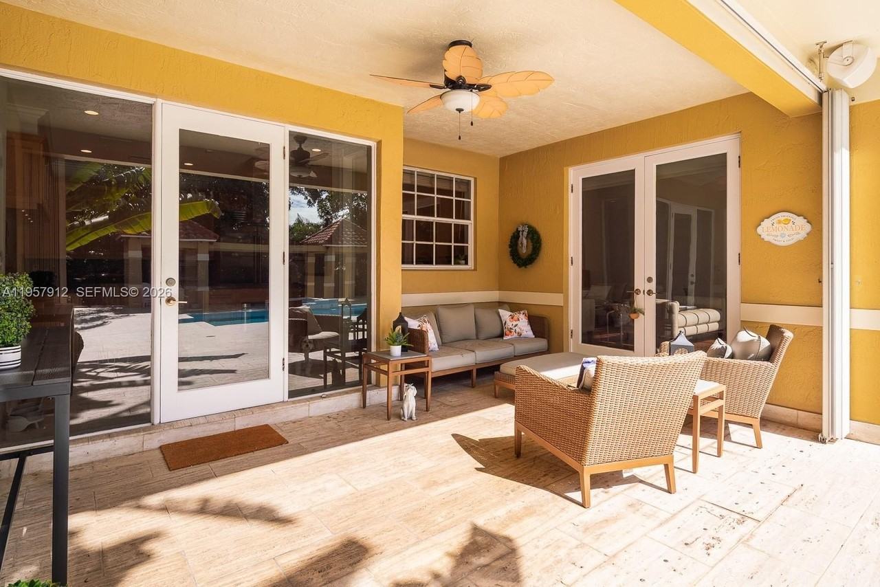 5770 Sw 128th St - Photo 6 of 37