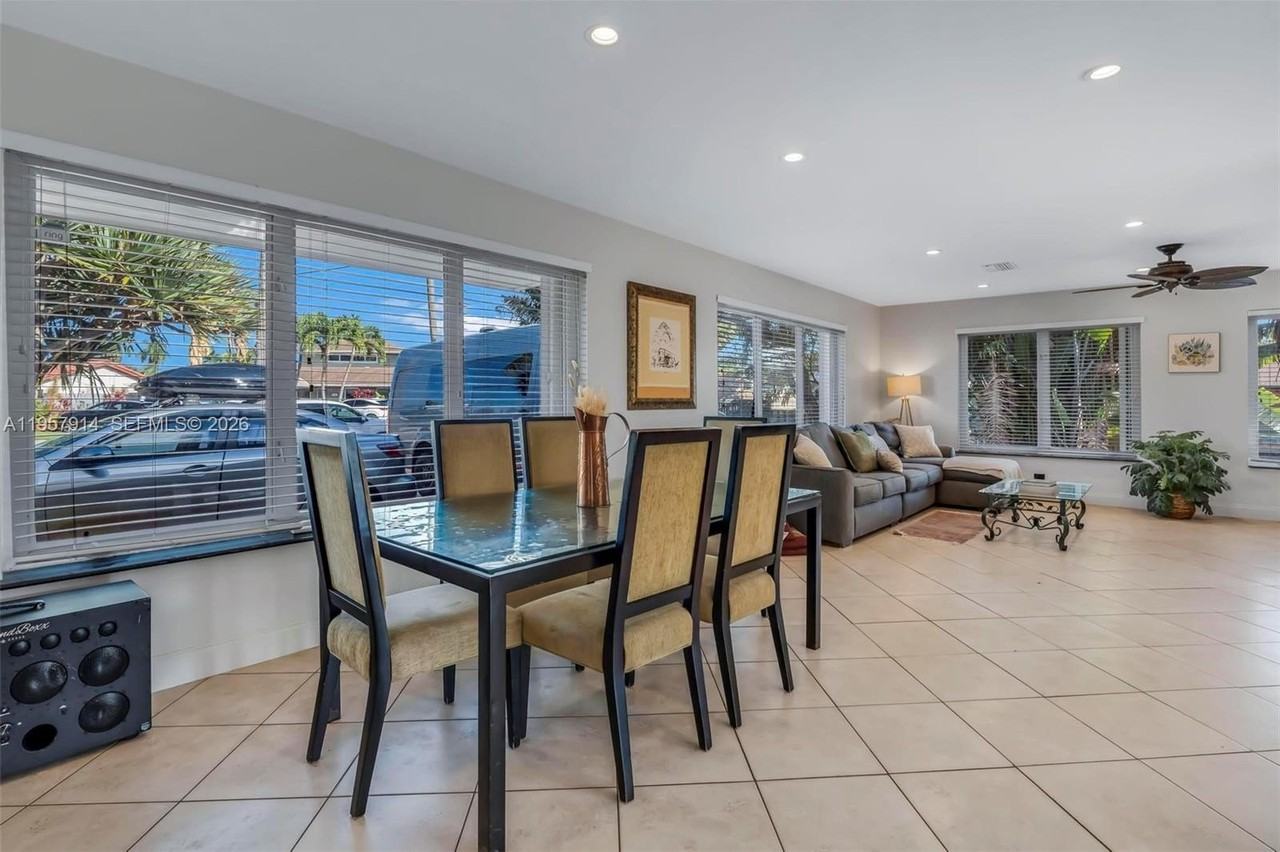 1600 N 28th Ct #NA - Photo 7 of 50