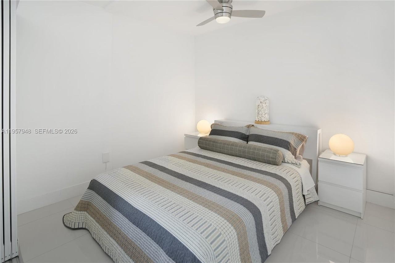 800 West Ave #809 - Photo 6 of 11