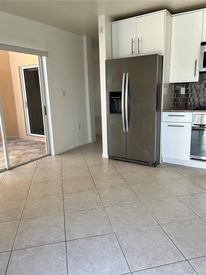 3810 Sw 153rd Pl - Photo 6 of 37