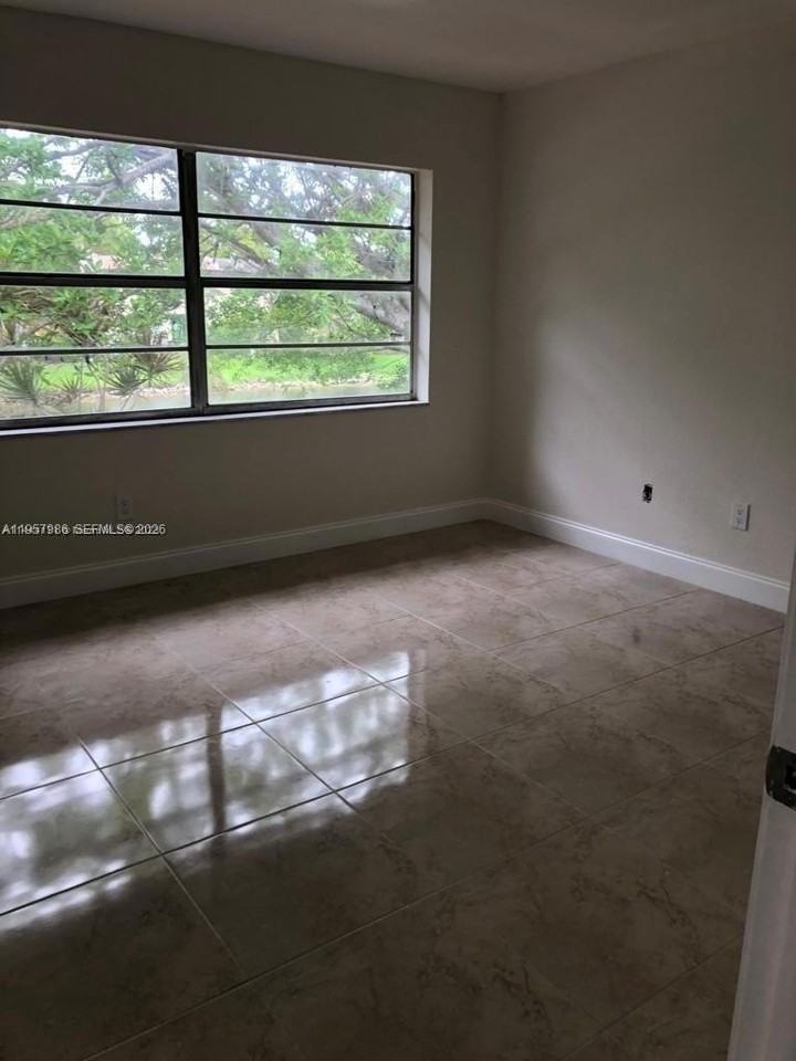 11220 Sw 67th Ter #0 - Photo 6 of 7