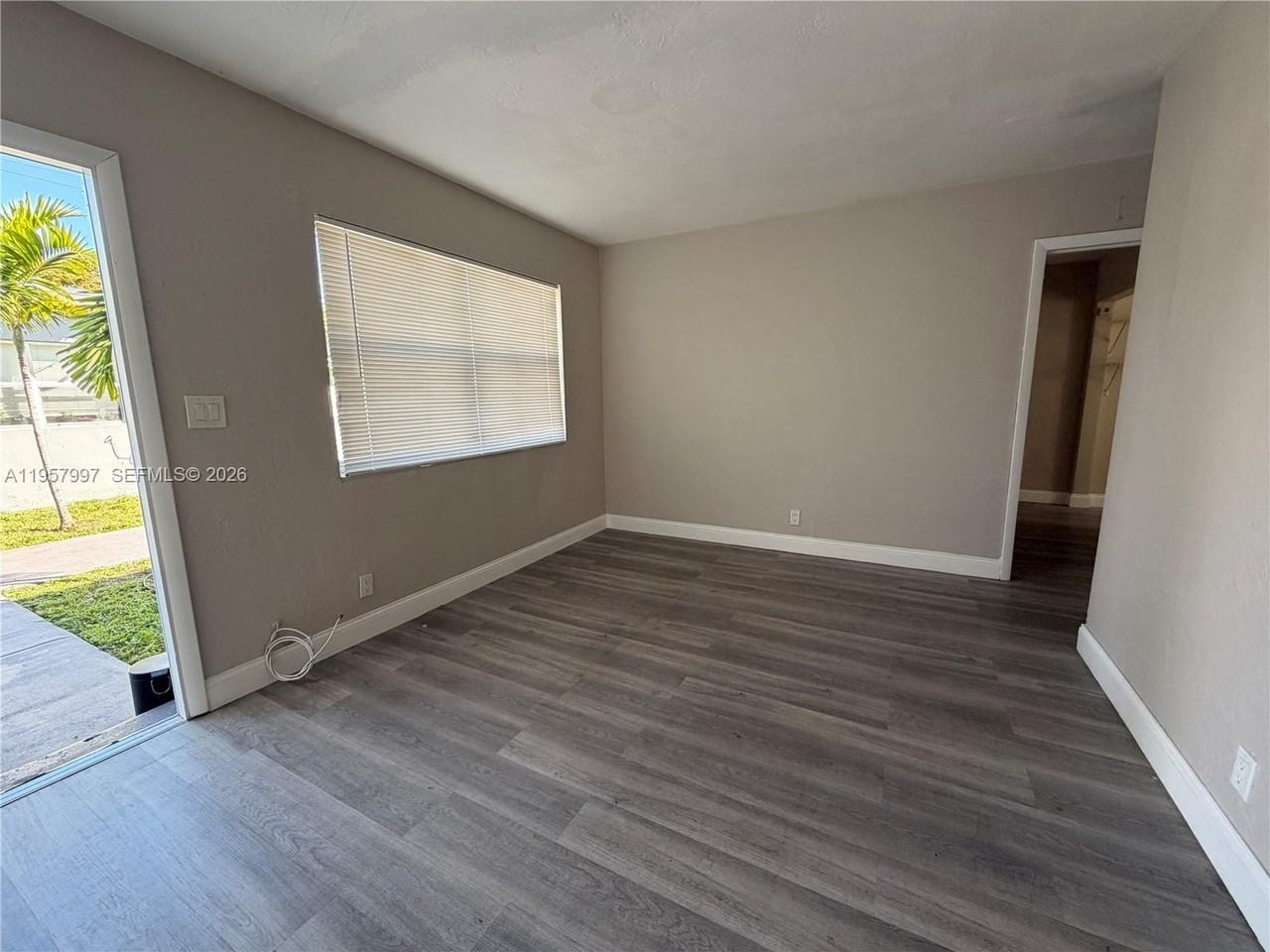 2300 Douglas St #7 - Photo 7 of 13