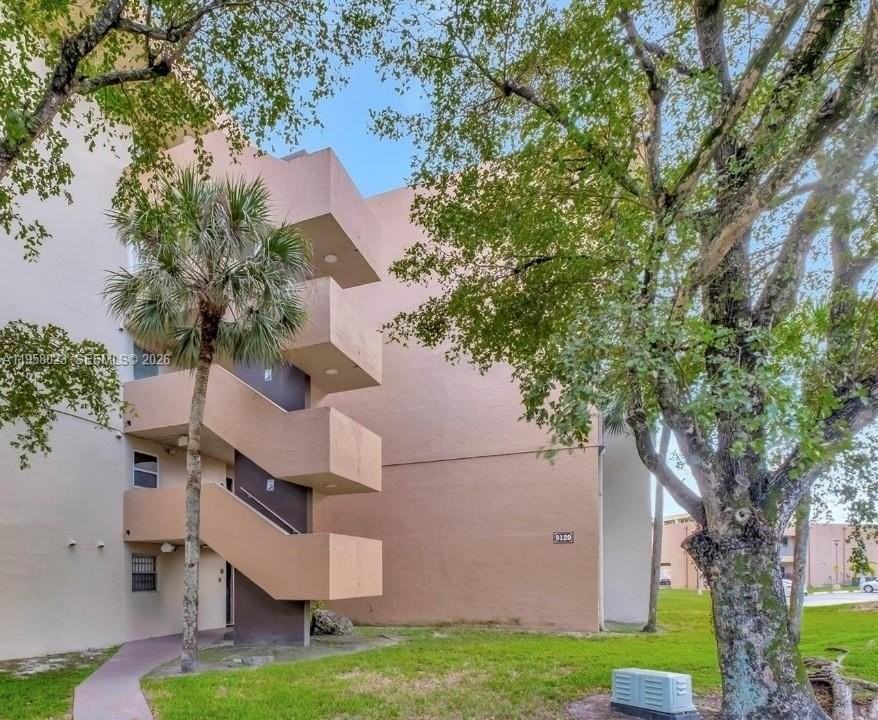 9120 Fontainebleau Blvd #408 - Photo 3 of 15