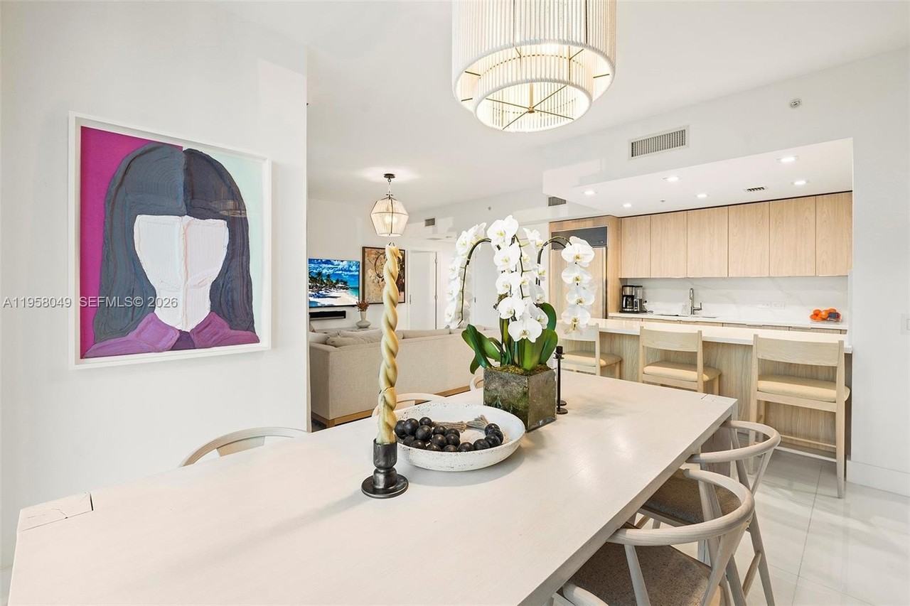 6899 Collins Ave #1810 - Photo 4 of 46