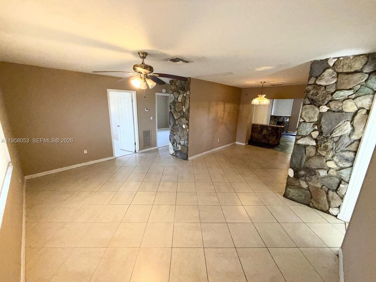 341 Ne 25th Ct #341 - Photo 7 of 8