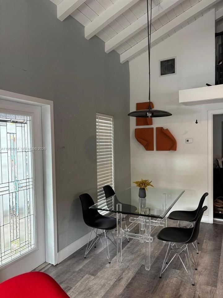 3525 Poinciana Ave - Photo 2 of 8