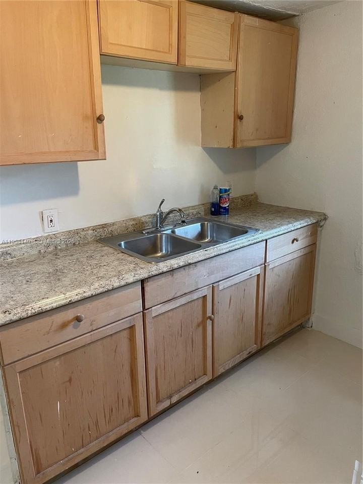 7675 Nw 16th Ave #7675 - Photo 2 of 6