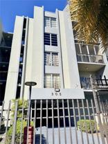 305 W 68th St #516 - Photo 1 of 1