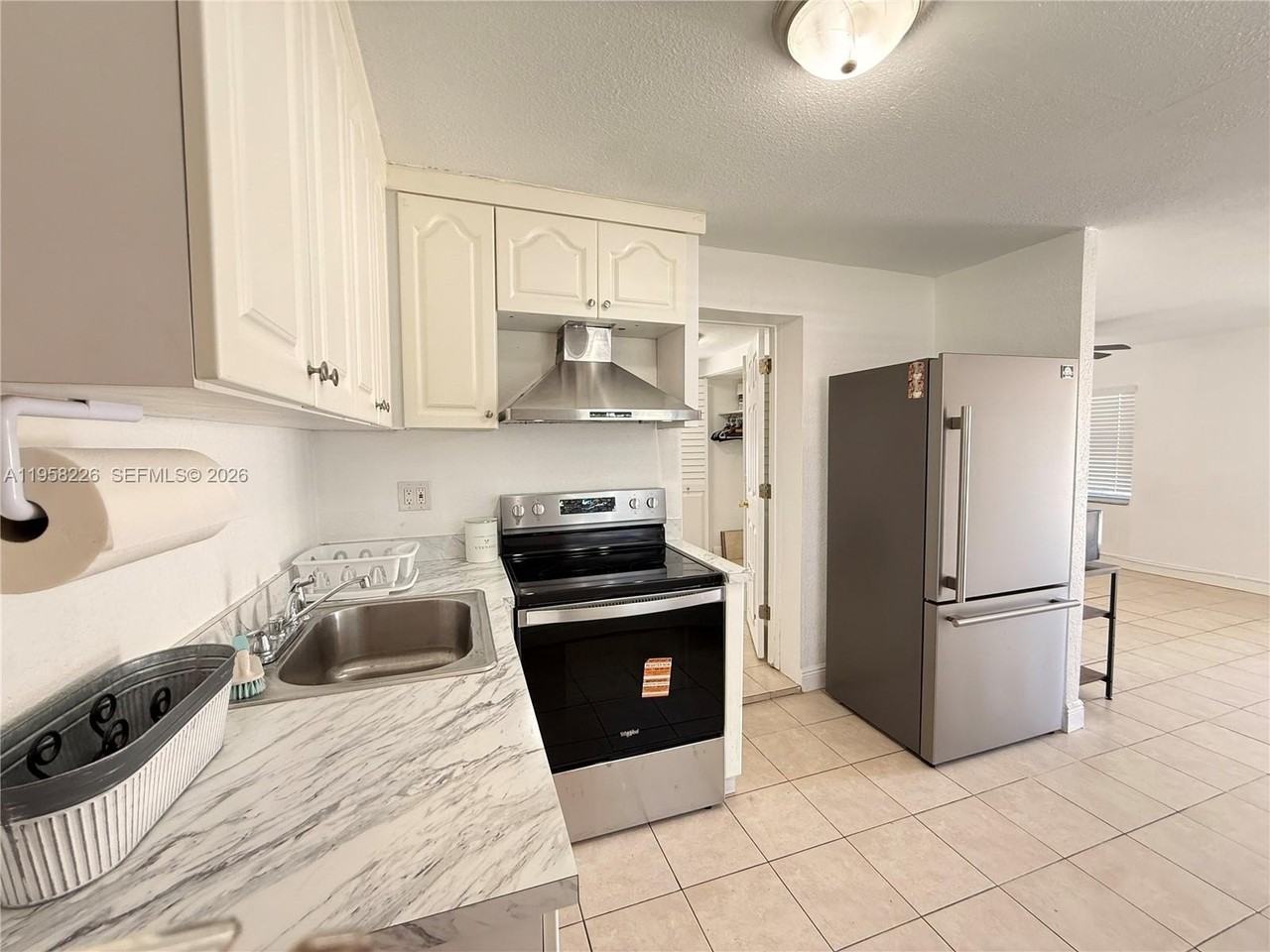 2280 Ne 136th St #2280 - Photo 4 of 11