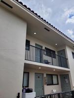 featured image of 370 E 34th St #201