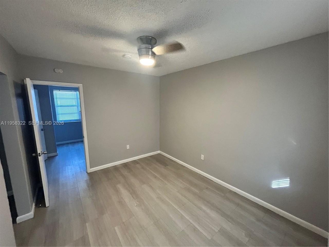 1720 Nw 1st Pl #2 - Photo 3 of 10