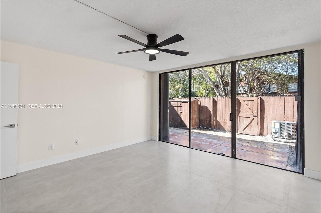 6907 Sw 115th Pl #D40 - Photo 6 of 38