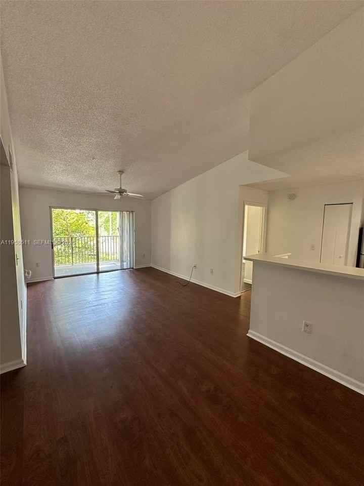 4848 N State Road 7 #4306