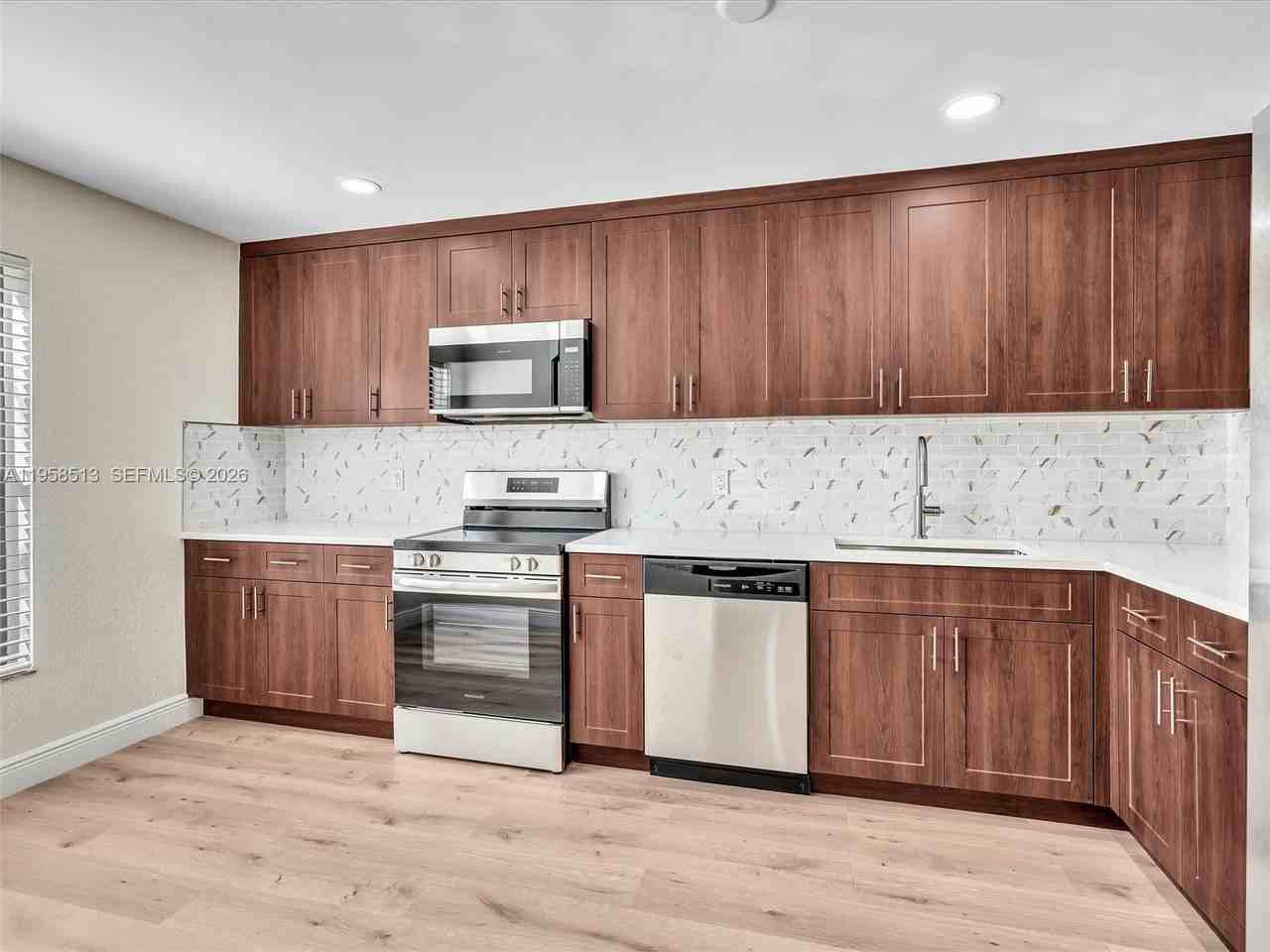 1193 Nw 98th Ter #134 - Photo 4 of 50