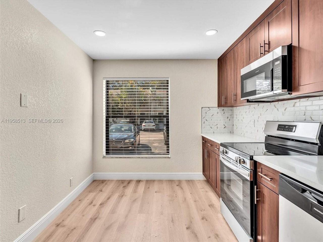 1193 Nw 98th Ter #134 - Photo 6 of 50