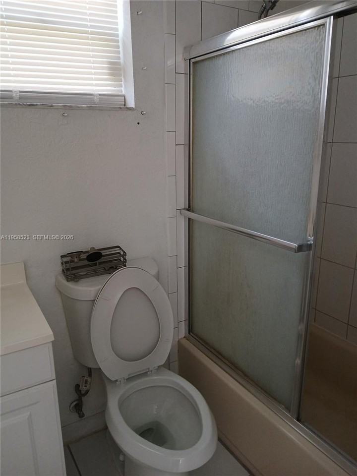 6505 Pines Pkwy #2 - Photo 6 of 7