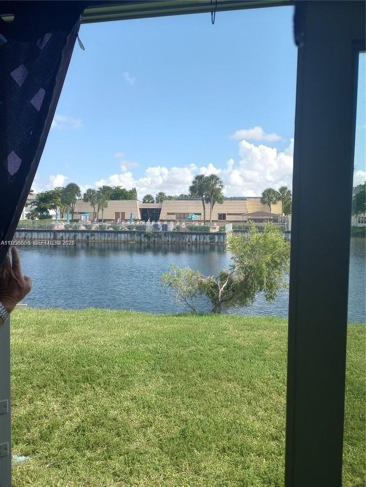 8130 Sunrise Lakes Blvd #107 - Photo 5 of 12