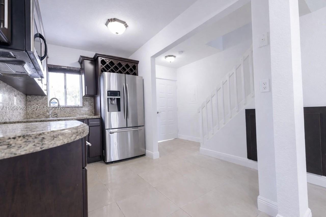 2740 W 76th St #203 - Photo 4 of 19