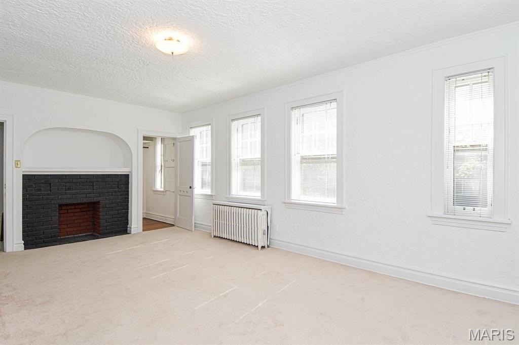 1071 Terrace Dr - Photo 2 of 24