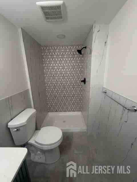 66 Lincoln Ave - Photo 7 of 10