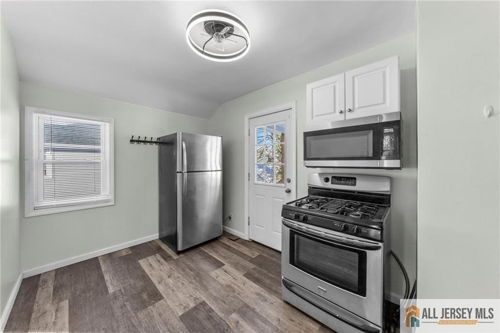 34 Maple Ave #2 - Photo 6 of 9