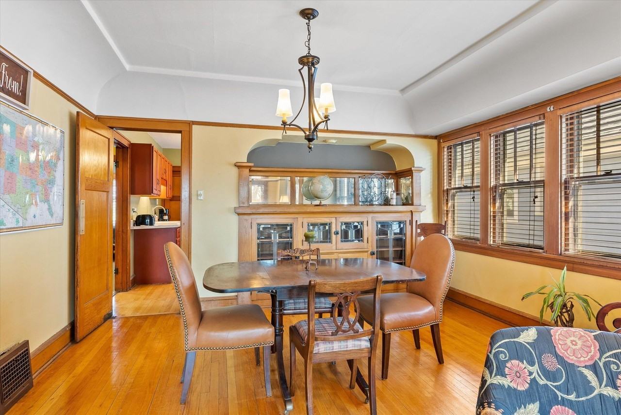 1830 N 56th St #1832 - Photo 3 of 22