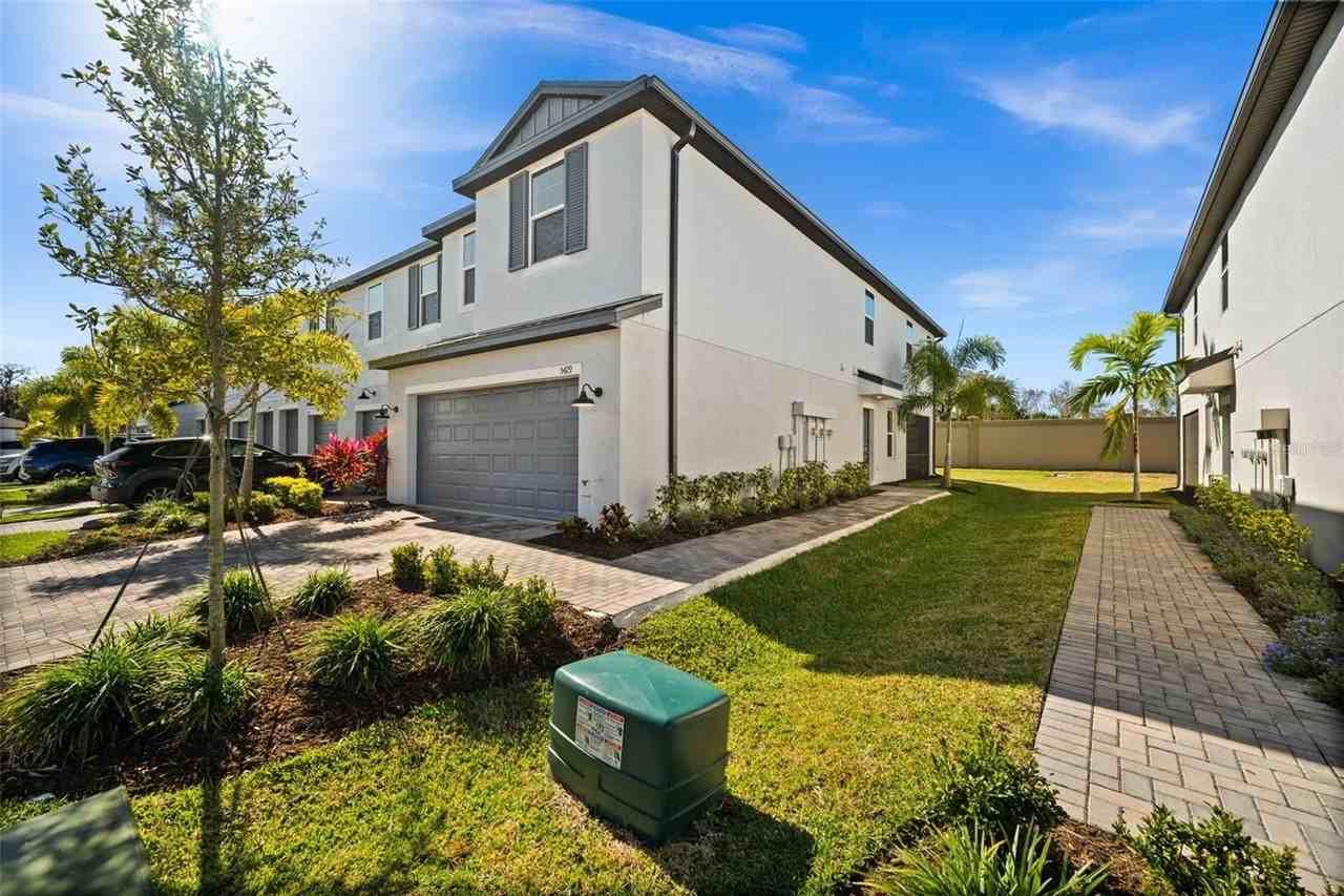 5429 Tripoli Dr - Photo 2 of 49