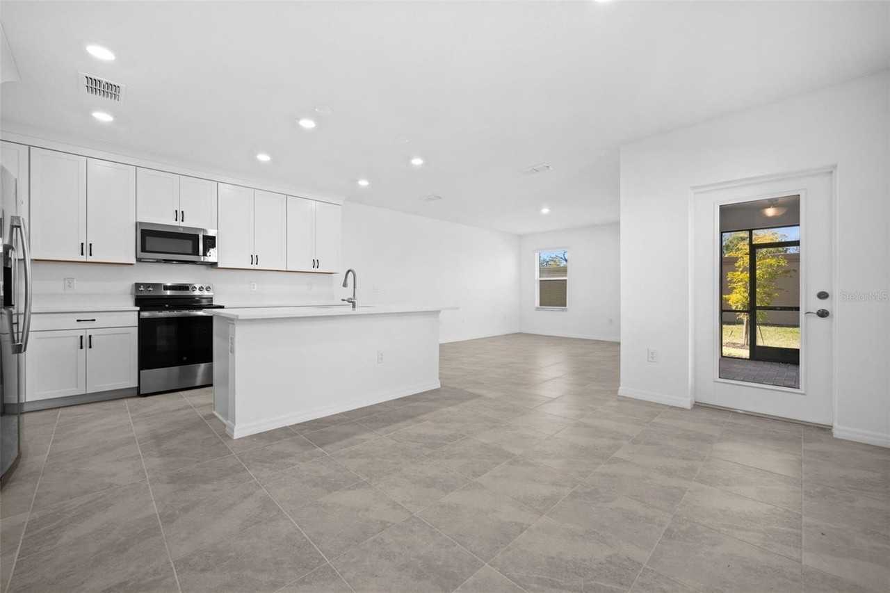 5429 Tripoli Dr - Photo 4 of 49