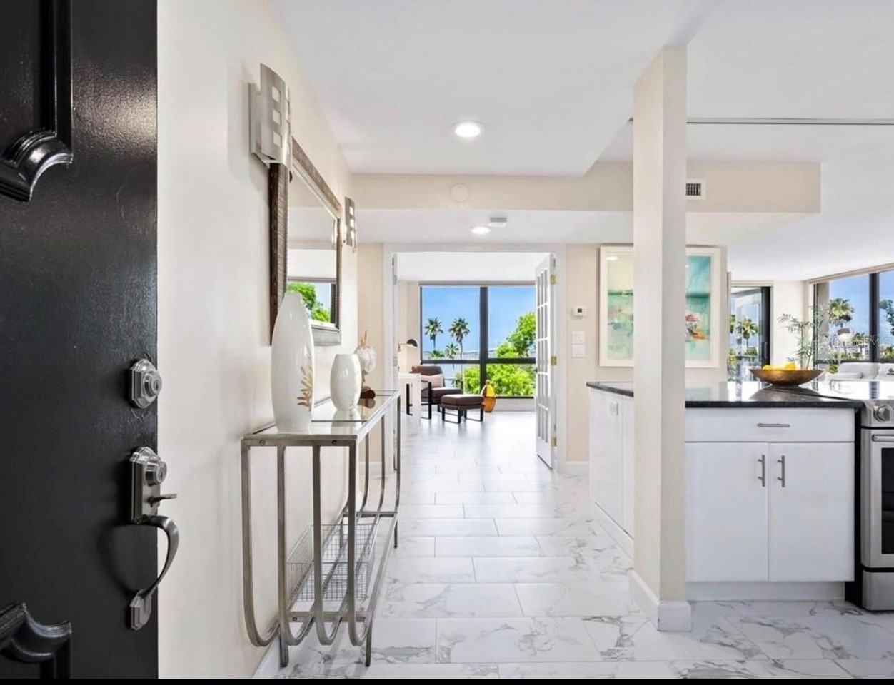 707 S Gulfstream Ave #301 - Photo 4 of 35