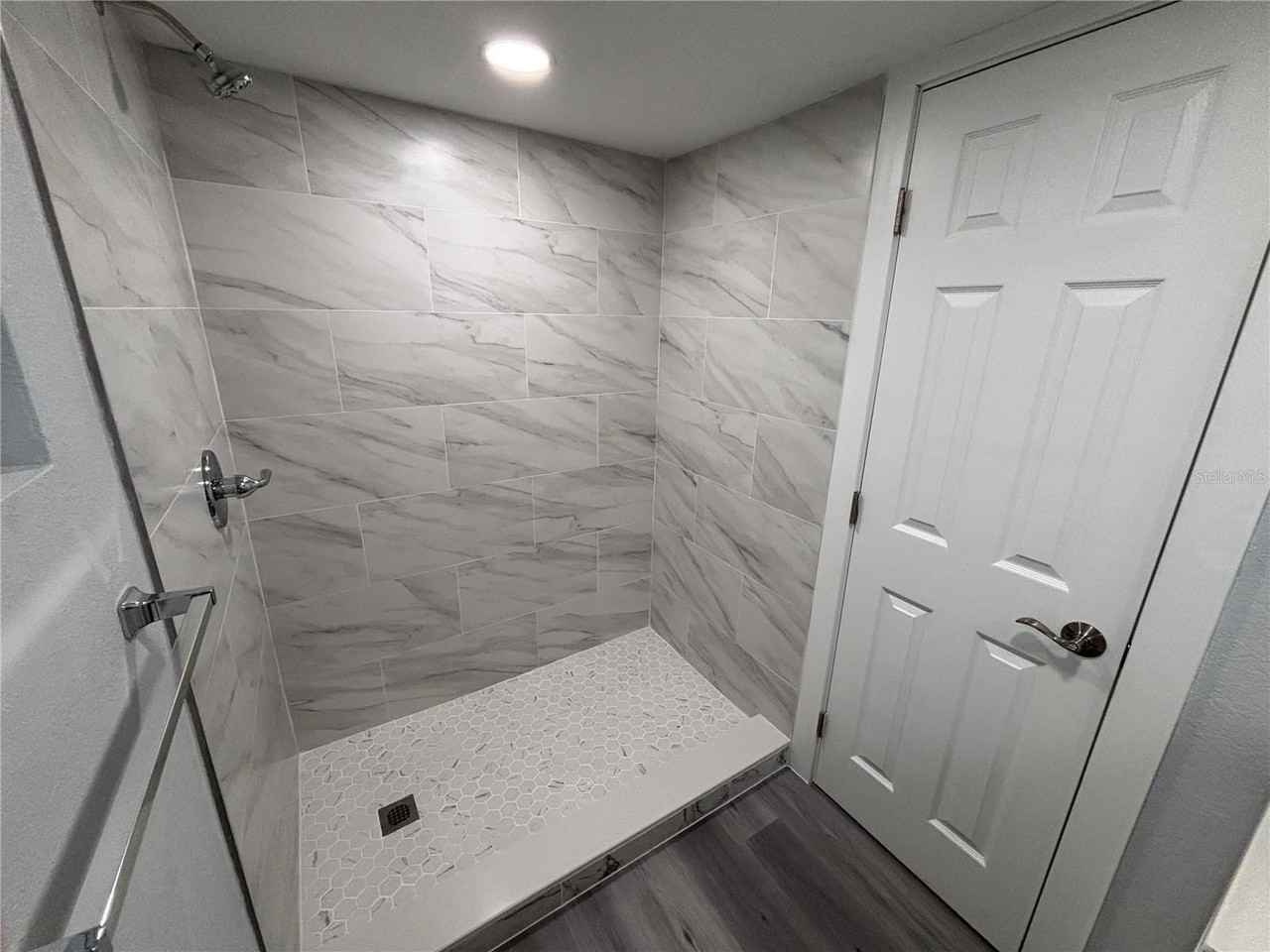 2105 N Allendale Ave #A - Photo 5 of 12