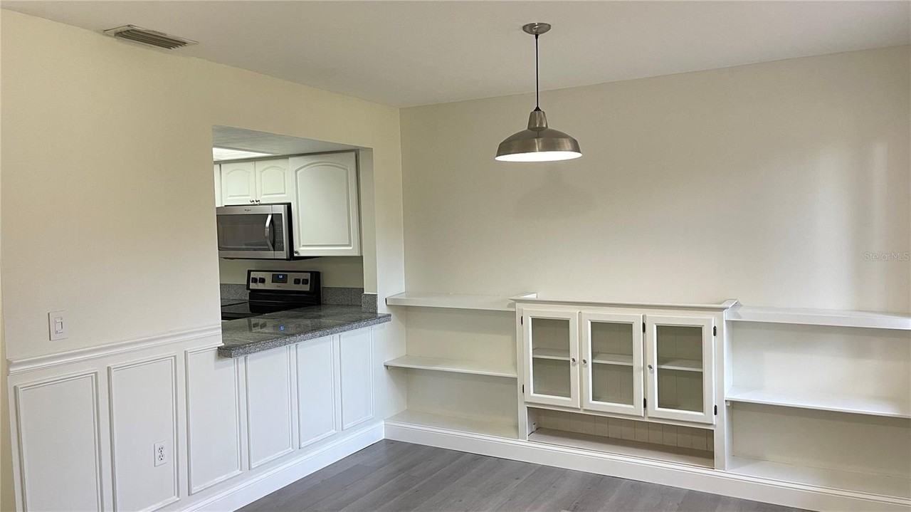 892 Sunridge Dr #892 - Photo 3 of 37