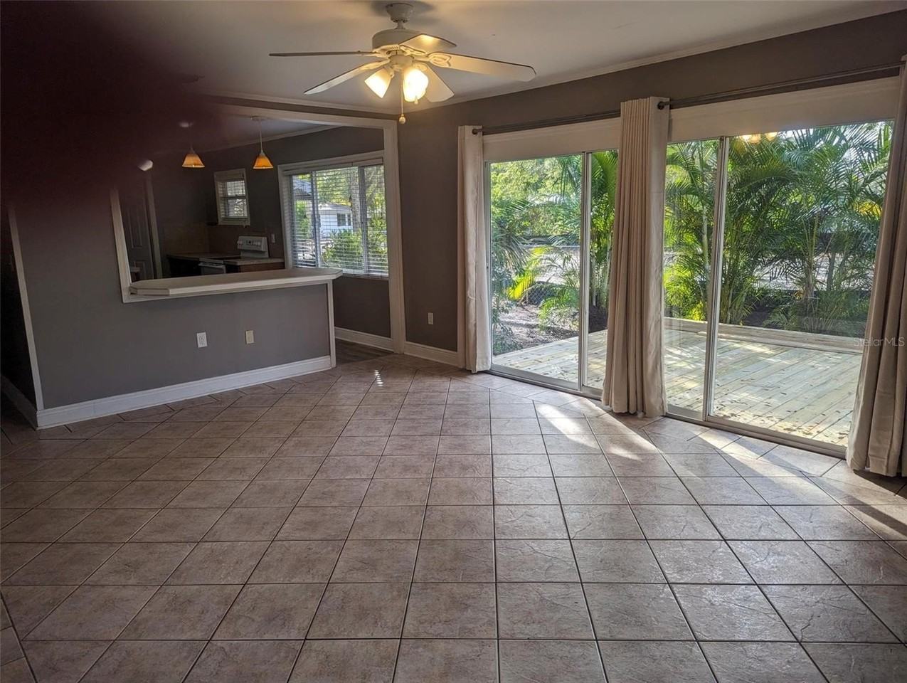 1368 S Shade Ave - Photo 2 of 9