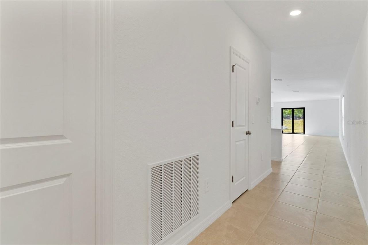 9136 Tequila Sunrise Dr - Photo 6 of 34