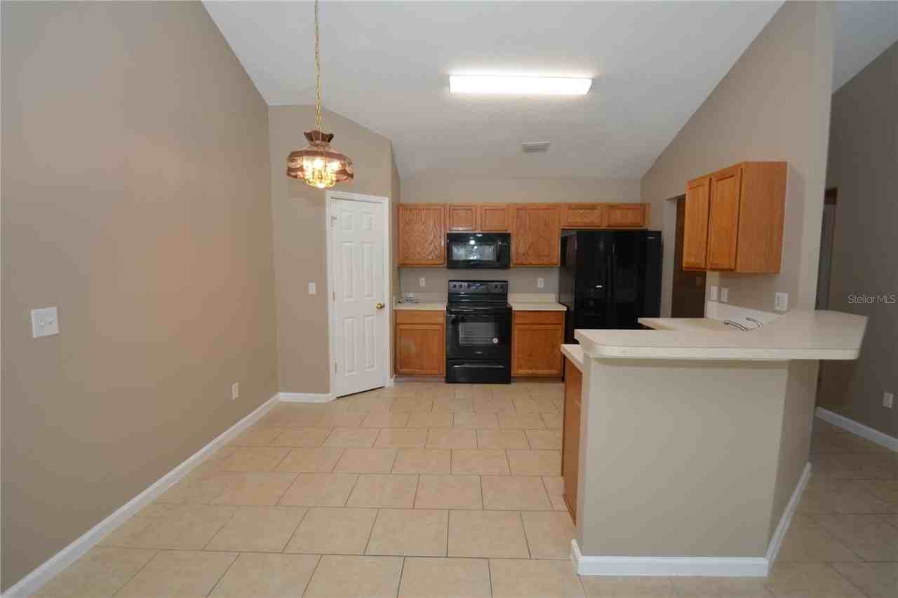 33 Rosepetal Ln #A - Photo 7 of 33