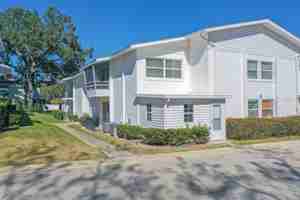 featured image of 1550 11th St Ne #D1