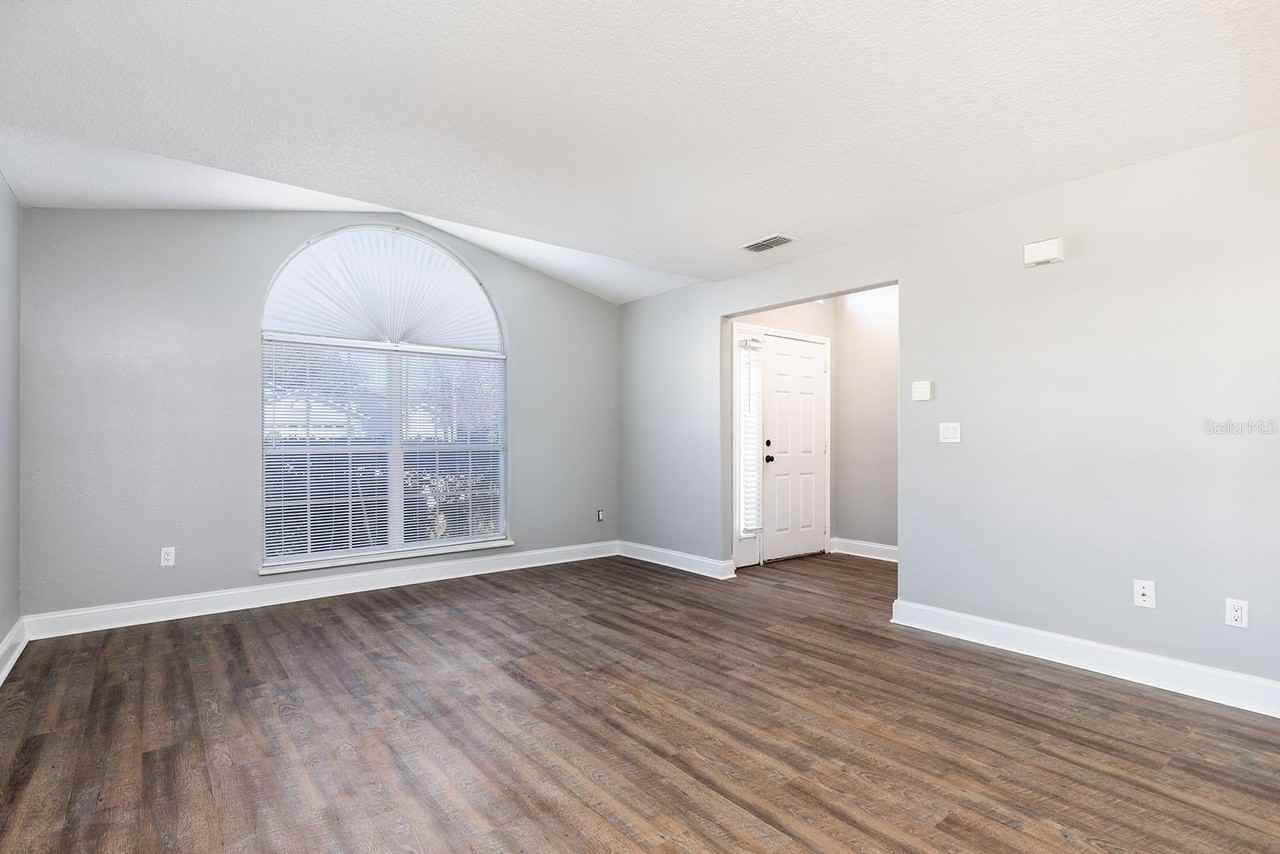 2510 Fletch Ct - Photo 4 of 26