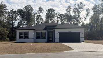 featured image of 17356 Sw 41st Cir